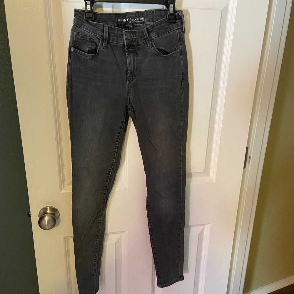 Old Navy Rockstar Mid rise Black jeans-size 2 reg